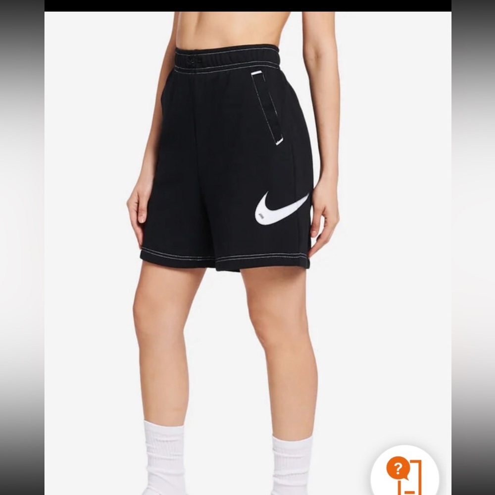 Nike women’s loose fit high rise shorts